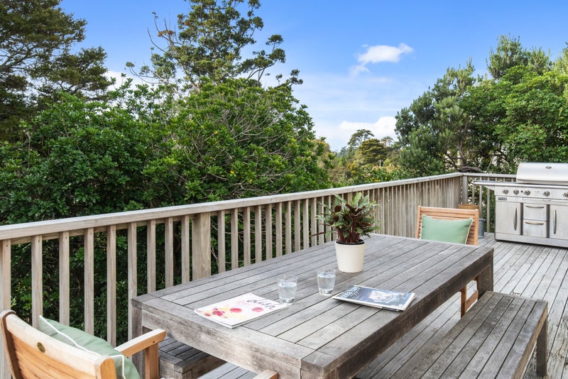 3 Ferndale Avenue, Leigh, Leigh - Carousel 1