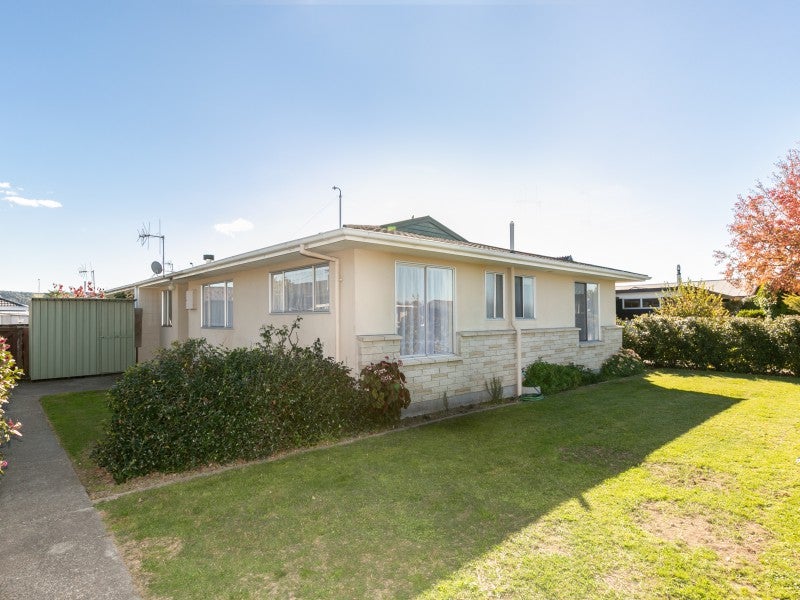 1/3 Crichton Place, Taradale, Napier - Carousel 2