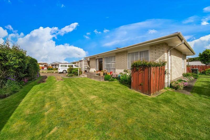21 Davidson Street, Hawera, Hawera - Carousel 2