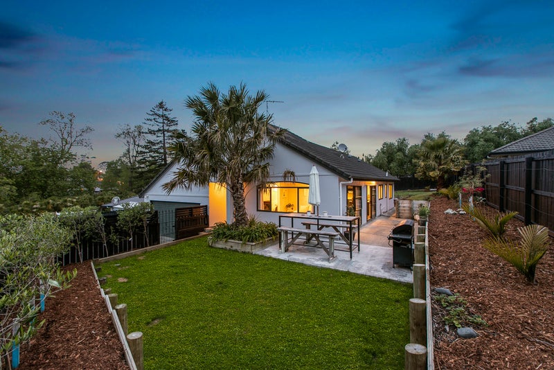 25 Legacy Drive, Henderson, Auckland - Carousel 1