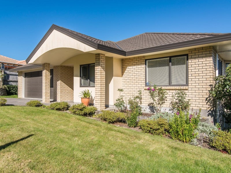 2 Matata Place, Waikanae - Carousel 20