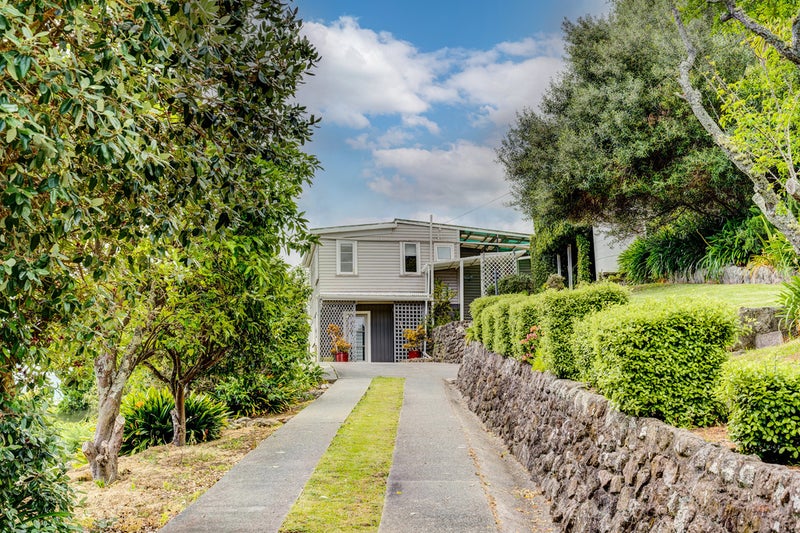 19 Shoebridge Crescent, Whangarei - Carousel 1