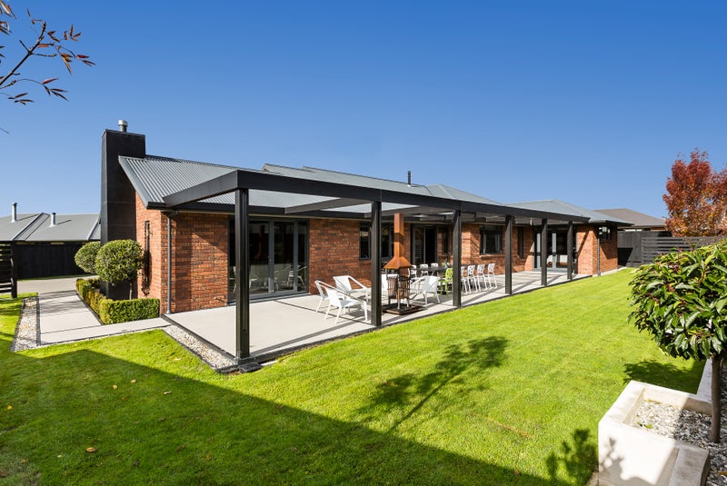 16 Holyport Close, Fairfield, Dunedin - Carousel 2