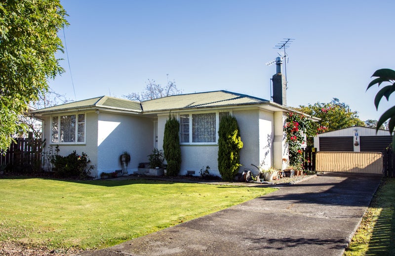 11 Huia Street, Masterton - Carousel 1