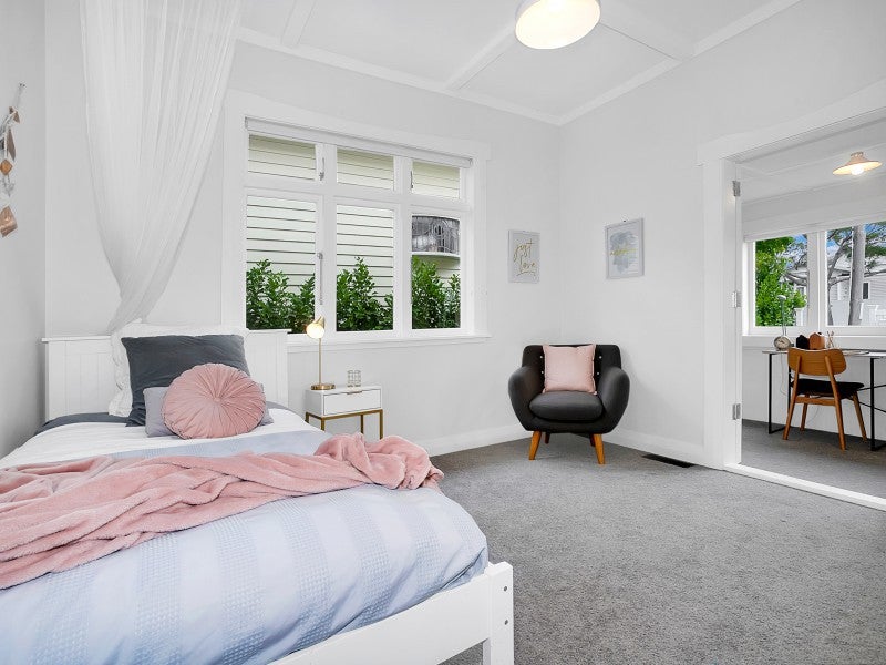 37 Formby Avenue, Point Chevalier, Auckland - Carousel 2