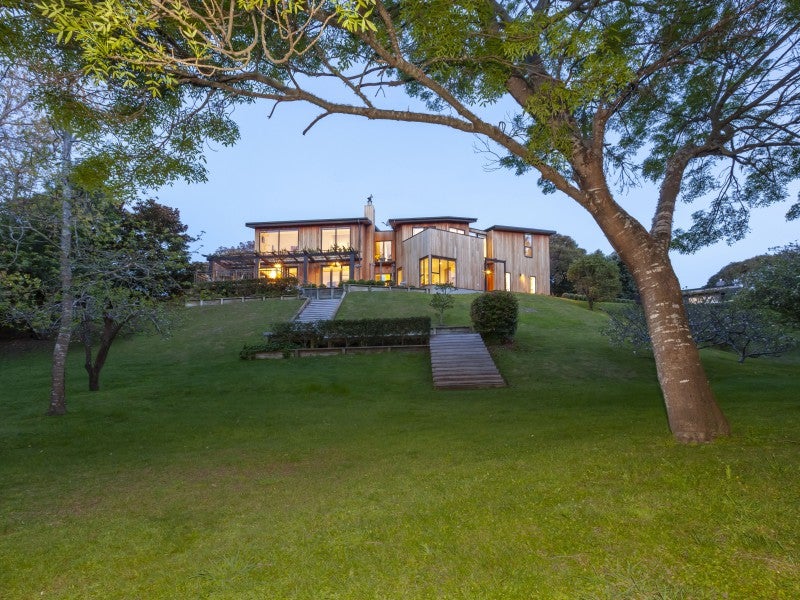 67 Matatua Road, Raumati Beach, Paraparaumu - Carousel 1
