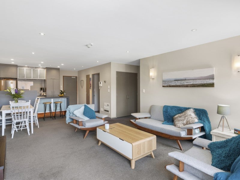 9/208 Jackson Street, Petone, Lower Hutt - Carousel 2