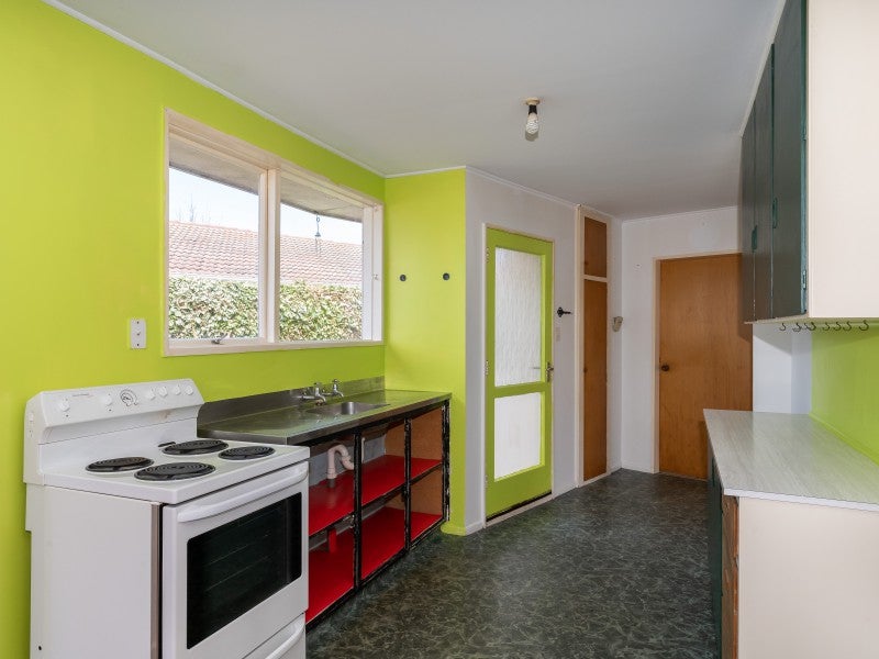 7 Guernsey Street, Aranui, Christchurch - Carousel 2