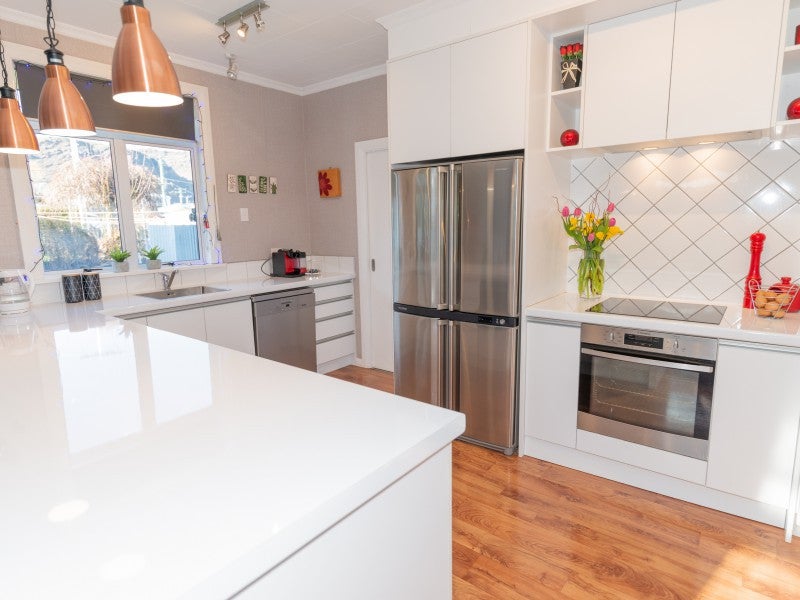 111 Tarbert Street, Alexandra - Carousel 2