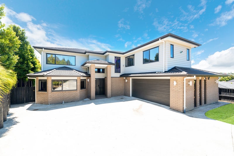 63 Lake Panorama Drive, Henderson, Auckland - Carousel 1