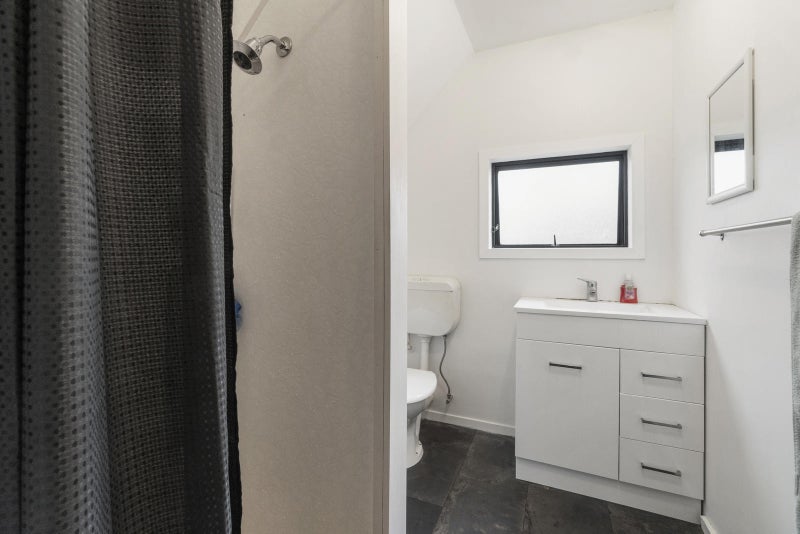 4 Glenbury Place, Massey, Auckland - Carousel 15