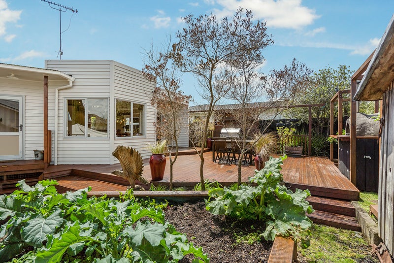 4 Studfall Street, Pakuranga Heights, Auckland - Carousel 1