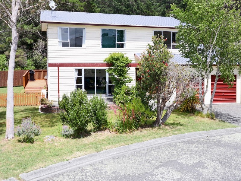 16 Bowline Place, Whitby, Porirua - Carousel 19