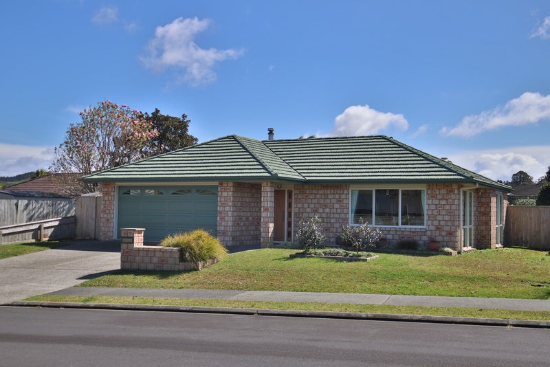 2 Halyard Loop, Haruru, Haruru - Carousel 1