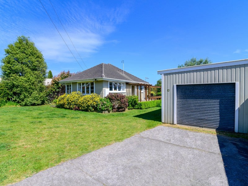2 Glenfield Road, Owhata, Rotorua - Carousel 15