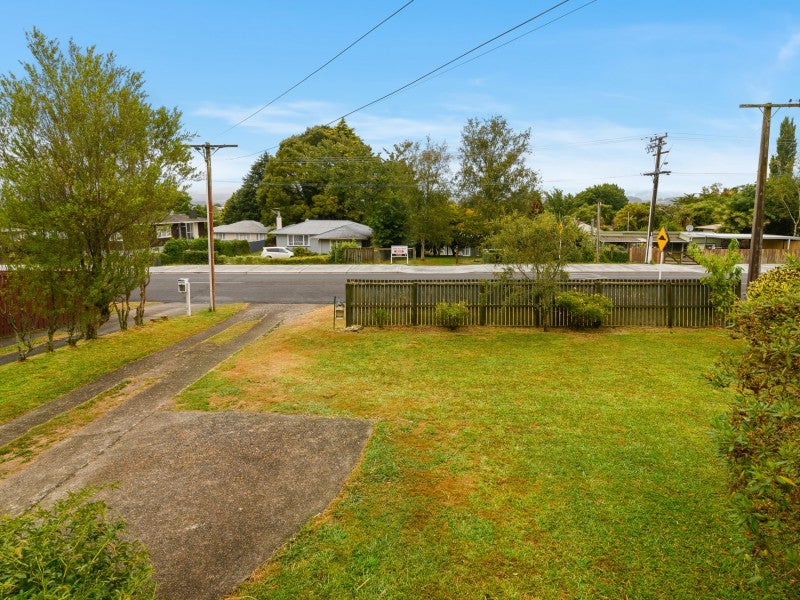 23 Gordon Road, Western Heights, Rotorua - Carousel 16