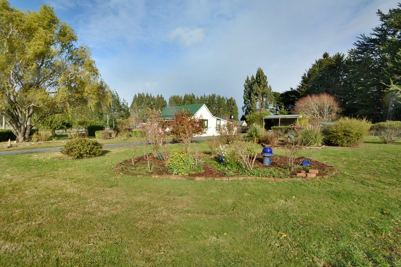 Property Valuation for 11 Coghill Road, Waitahuna Trade Me Property