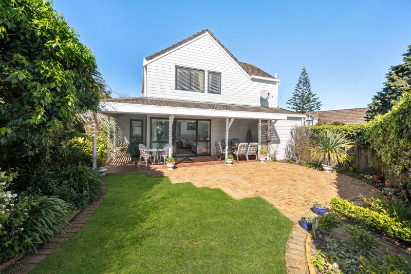 Property Valuation for 24 Mariposa Avenue, Lynfield, Auckland Trade