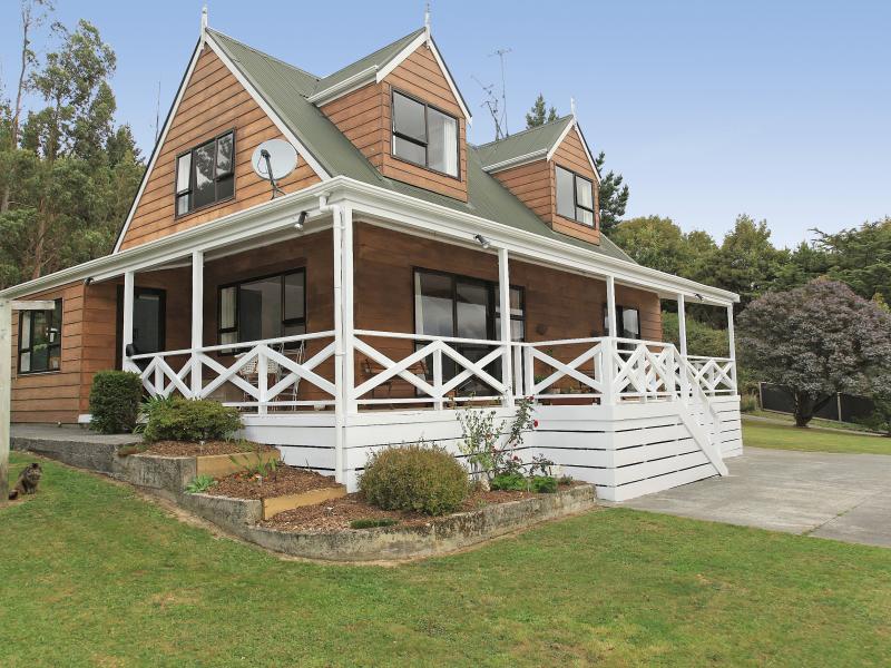 36 Hair Street, Wainuiomata, Lower Hutt - Carousel 1