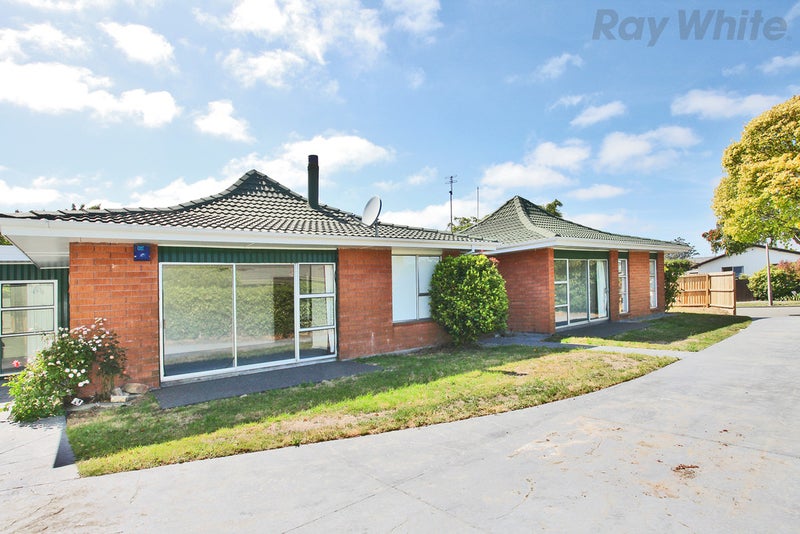 7 Woodstock Place, Russley, Christchurch - Carousel 1