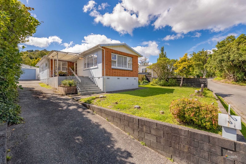 13 Kahikatea Lane, BROWN OWL, UPPER HUTT - Carousel 1