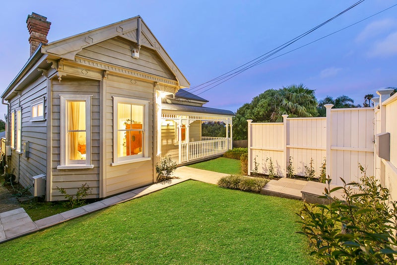 9A Western Springs Road, Morningside, Auckland - Carousel 1