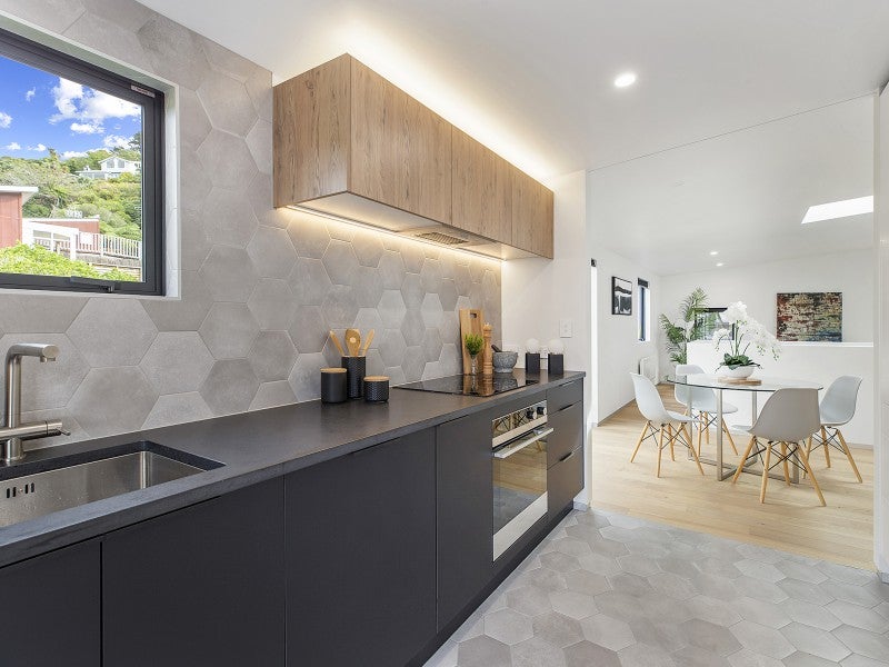 47 Mount Pleasant Road, Aro Valley, Wellington - Carousel 1