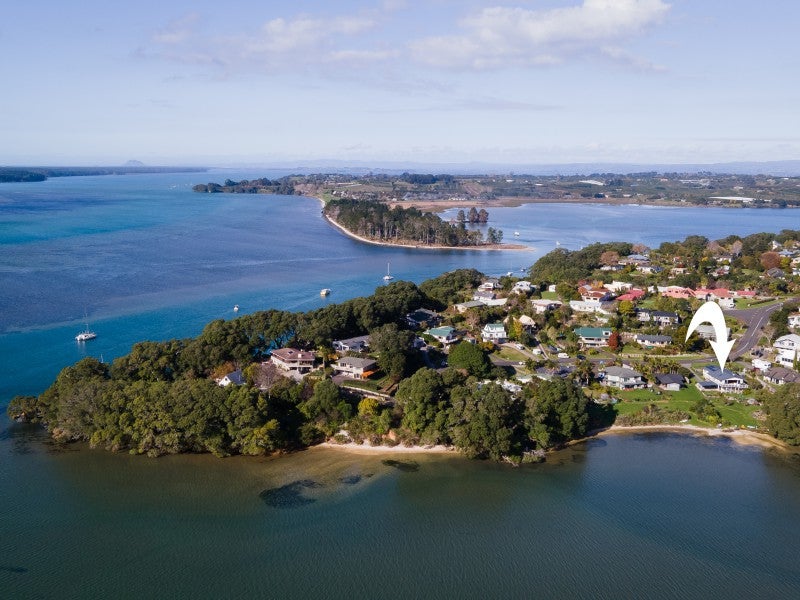 19 Moana Drive, Tanners Point, Katikati - Carousel 2