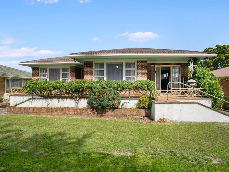 73 Stanley Avenue, Te Aroha, Te Aroha - Carousel 1