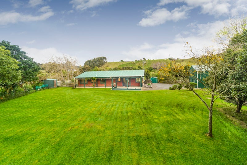 274 Turitea Road, Turitea, Palmerston North - Carousel 1