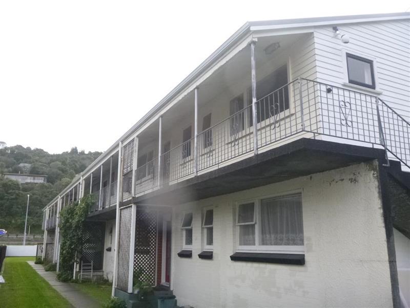 8/94 PHARAZYN ST, ALICETOWN, LOWER HUTT - Carousel 1