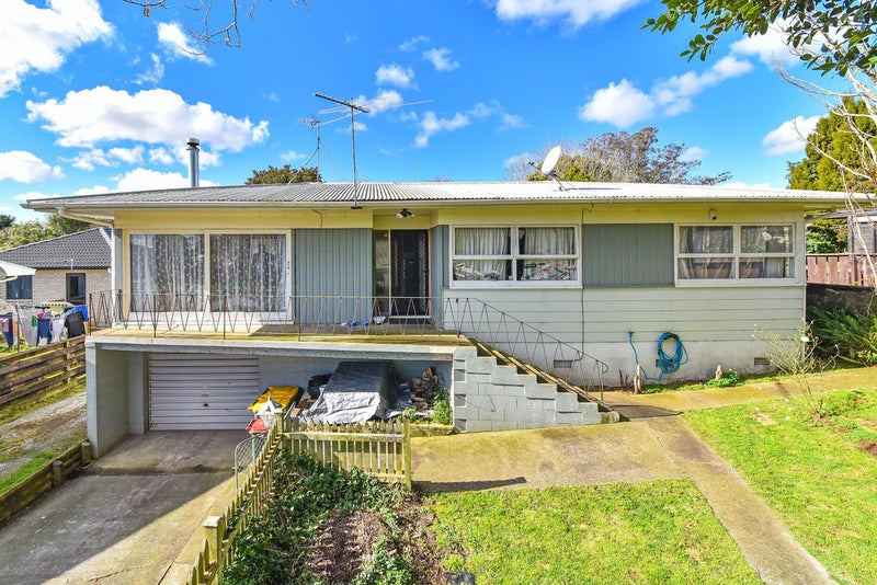 33 Rowandale Avenue, Manurewa, Auckland - Carousel 1