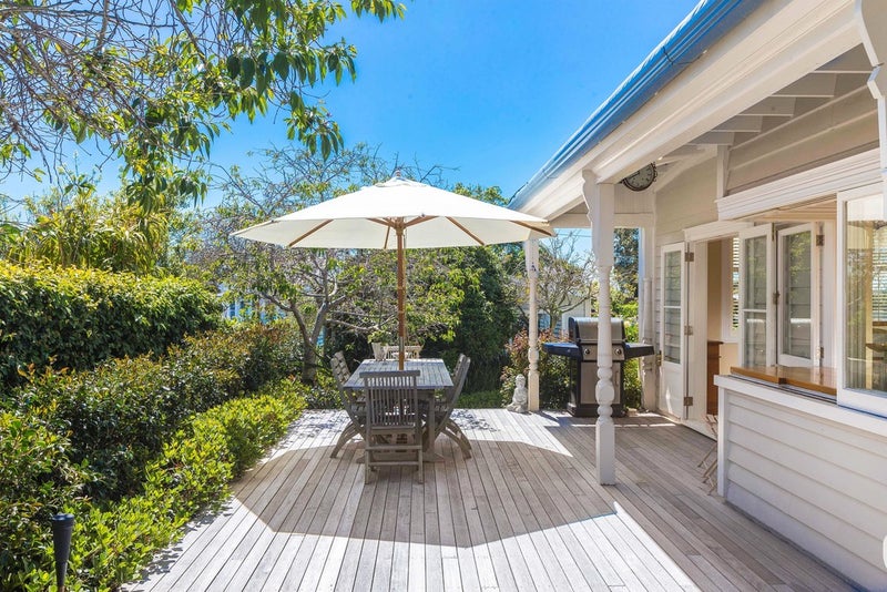 3 First Avenue, Stanley Point, Auckland - Carousel 24