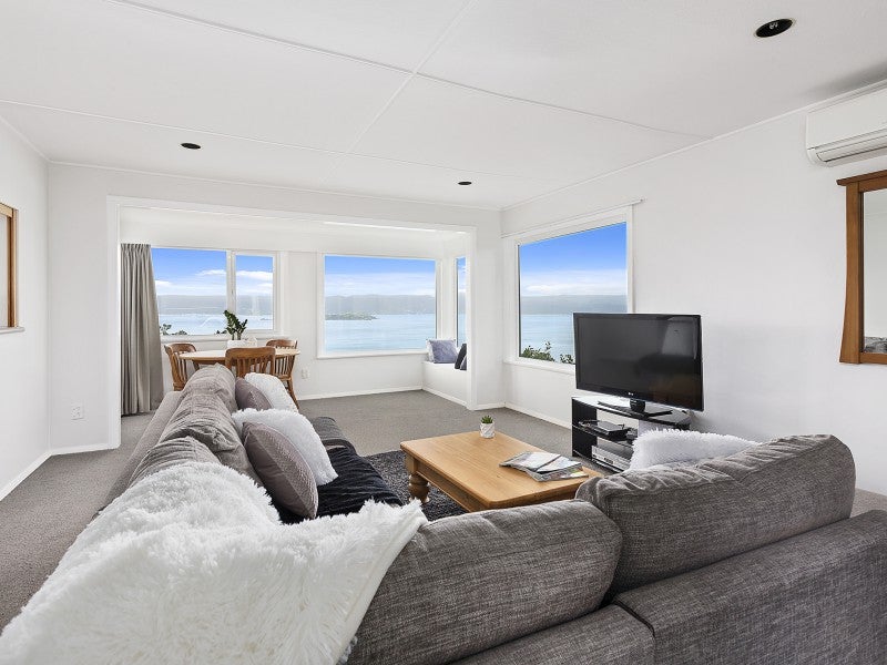 7 Ravi Street, Khandallah, Wellington - Carousel 2