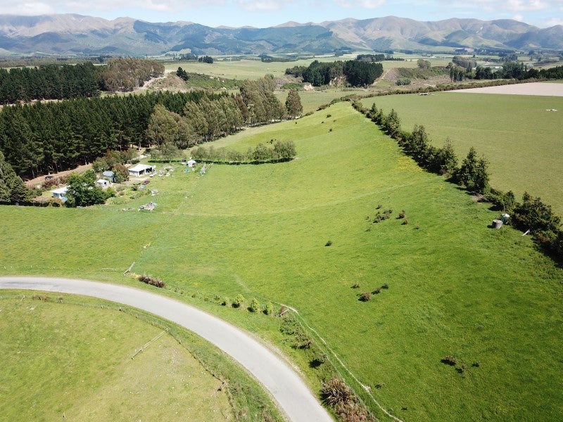 4223 Back Line Road, Timaru - Carousel 1