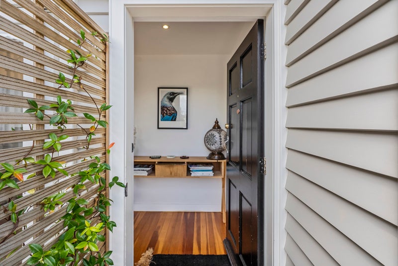 4 Rangitane Place, Lynfield, Auckland - Carousel 2
