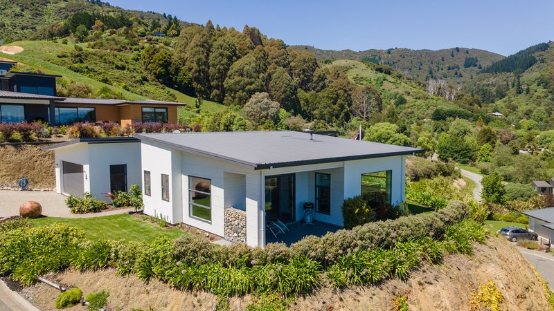 4 Skylark Rise, Todds Valley, Nelson - Carousel 1