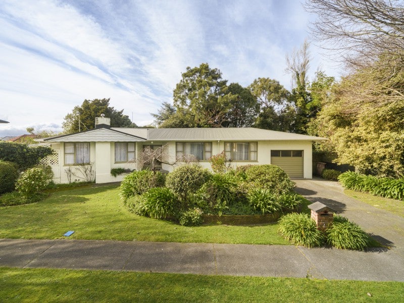 77 Birmingham Street, Takaro, Palmerston North - Carousel 1