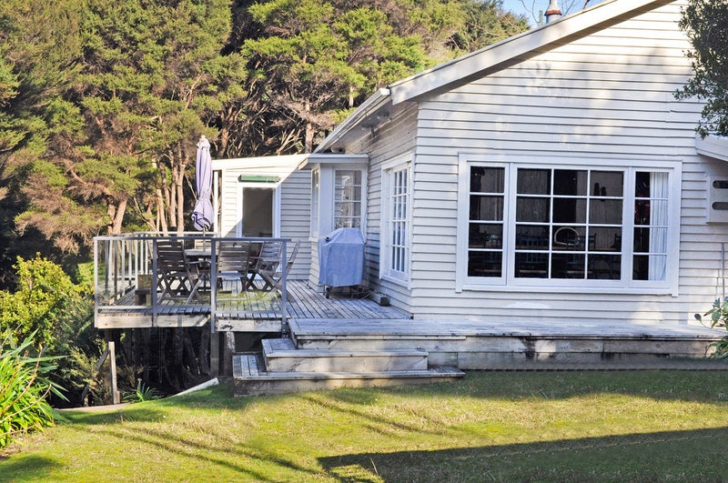 36 Schoolhouse Bay Road, Kawau Island - Carousel 2