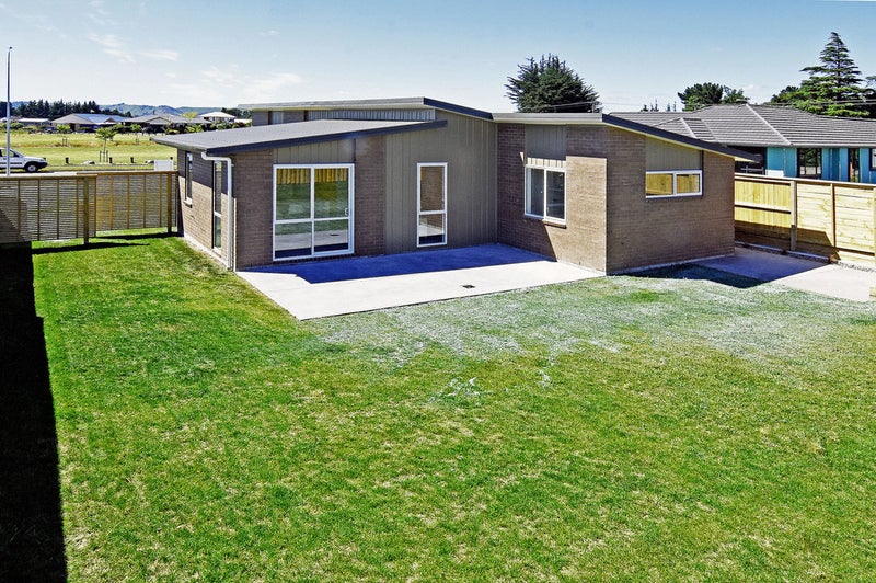 Property Valuation for 1 Stoneleigh Drive, Solway, Masterton Trade Me