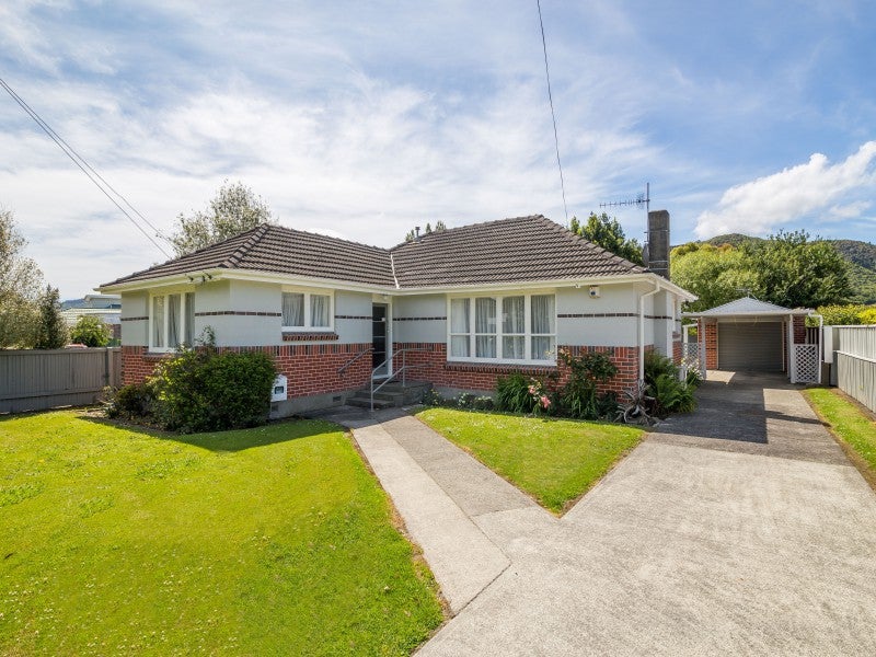 53 Hudson Avenue, Ebdentown, Upper Hutt - Carousel 1