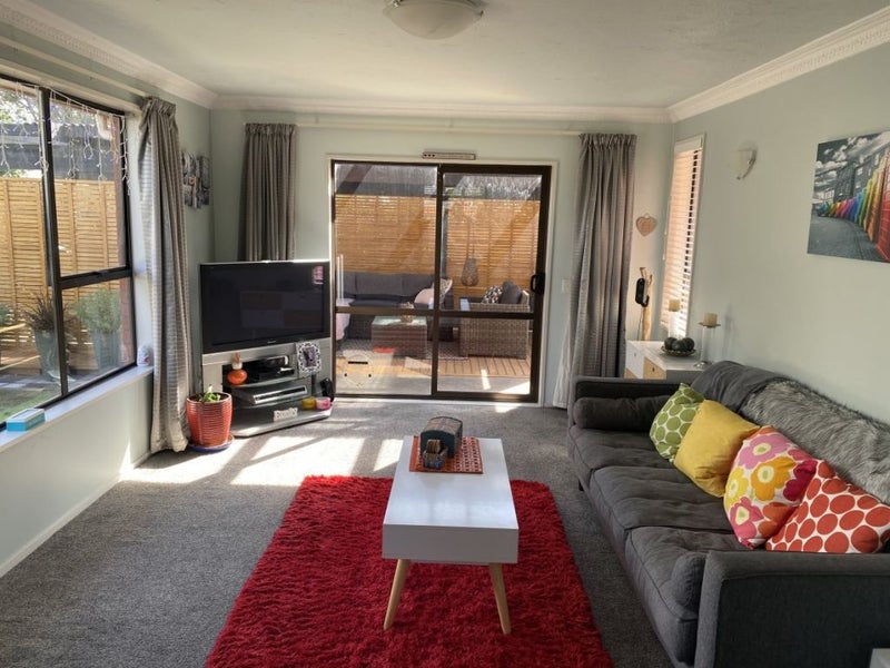 1/18 Pacific Road, North New Brighton, Christchurch - Carousel 2