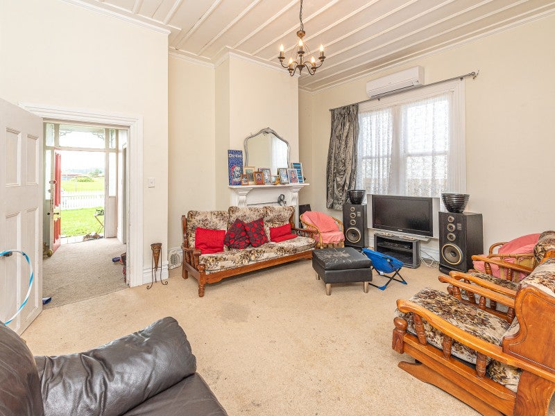 17 Kelvin Street, Aramoho, Whanganui - Carousel 2