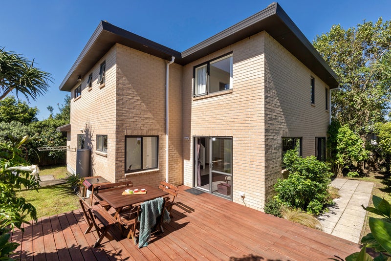 1/82 Riversdale Road, Avondale, Auckland - Carousel 2
