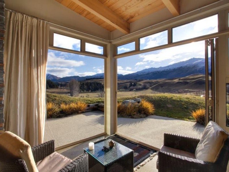 376 Speargrass Flat Road, Speargrass Flat, Queenstown - Carousel 1