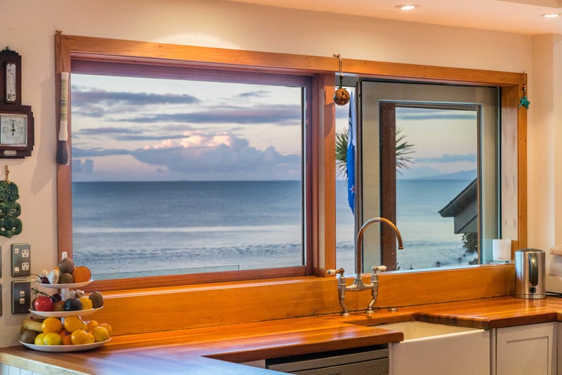 24 WHITBY CRESCENT, Mairangi Bay, Auckland - Carousel 1