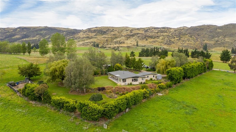 164 Roxburgh East Road, Roxburgh East, Roxburgh - Carousel 1