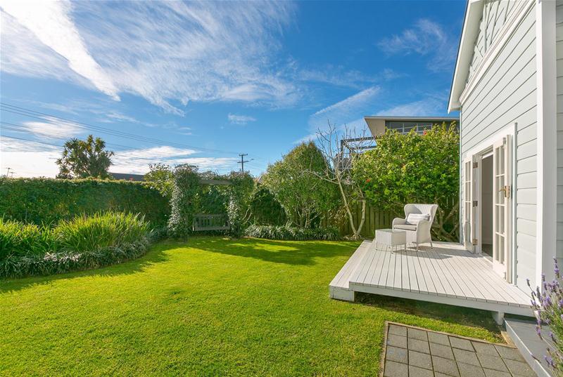 56 Gilbert Street, New Plymouth, New Plymouth - Carousel 23