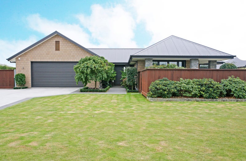 20 Melville Crescent, Rolleston, Rolleston - Carousel 1