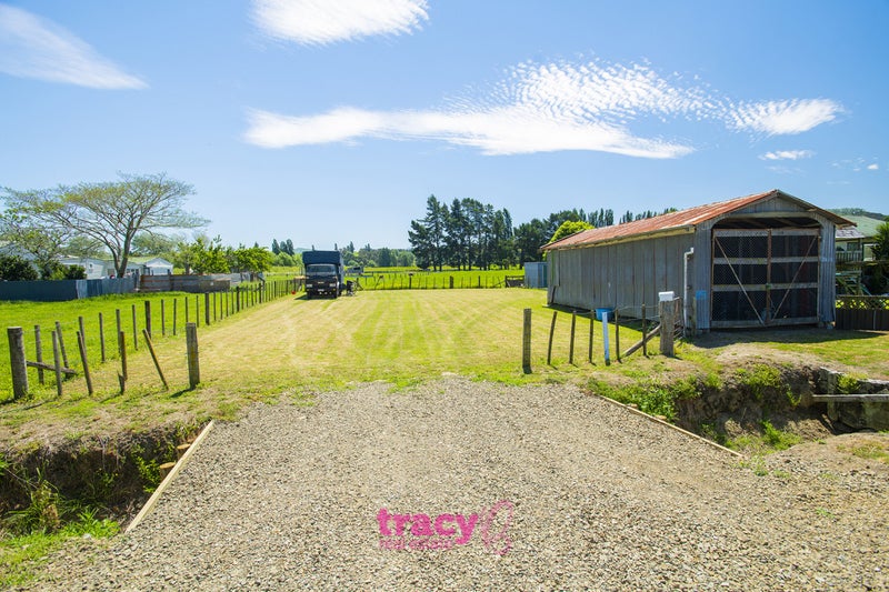 15 Kipling Road, Te Karaka - Carousel 2